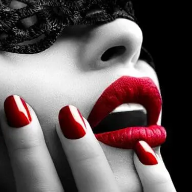 Lace Mask Red Lips