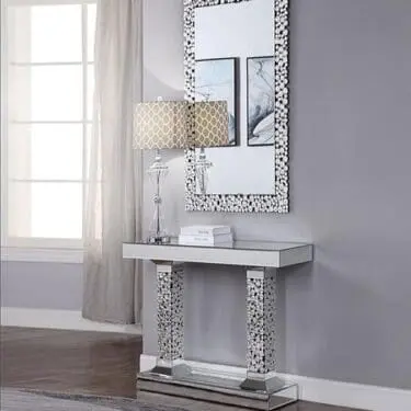Noralie Console table