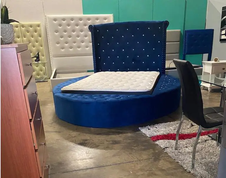 Luxus Button Tufted Velvet Round Bed - Image 3