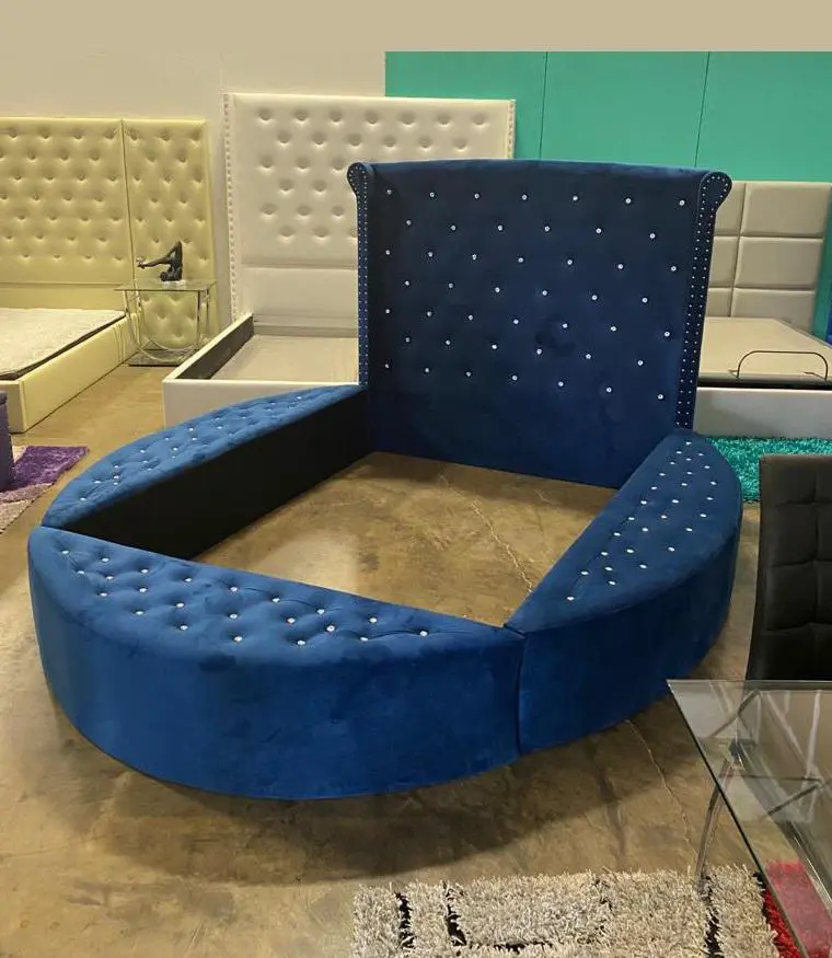 Luxus Button Tufted Velvet Round Bed - Image 4