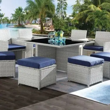 Paitalyi Patio Set