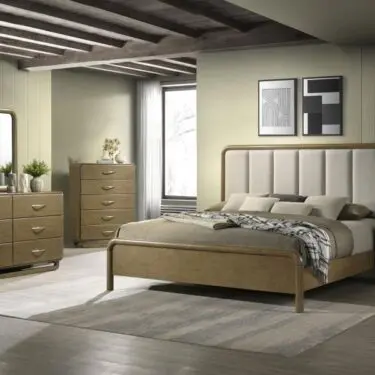 Amsbury Upholstered Bed Nutmeg