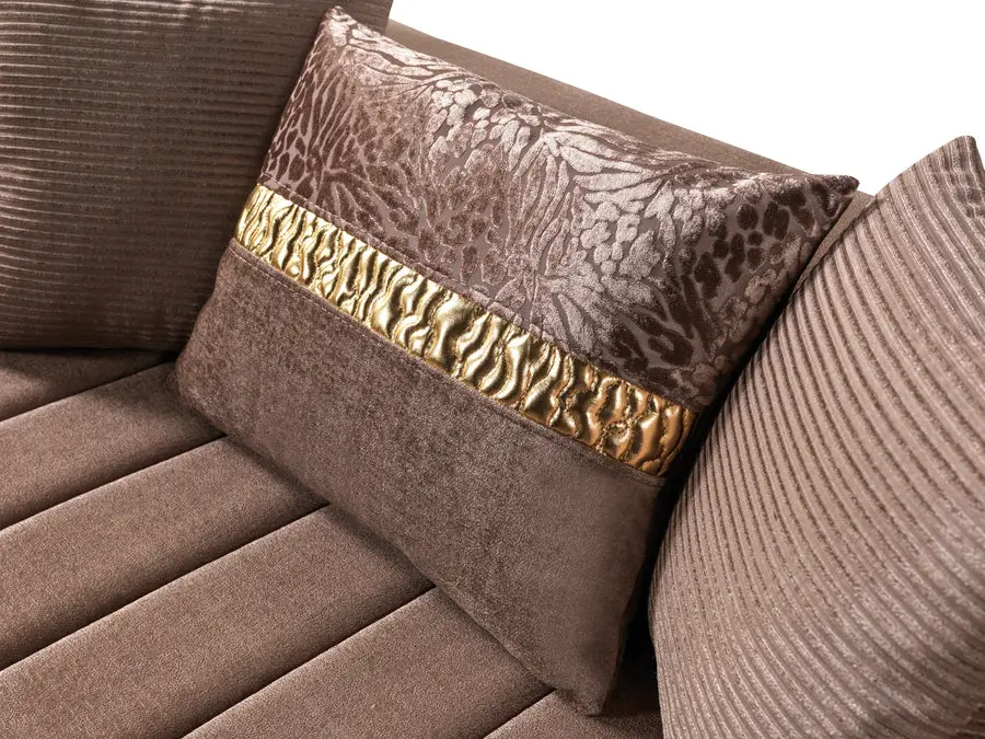 Carlina Velvet Sofa y Loveseat - Image 9